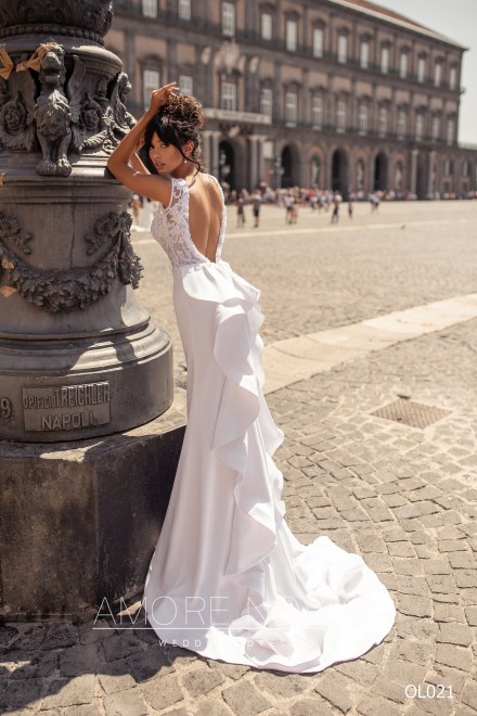 https://amore-novias.com/images/stories/virtuemart/product/OL021       (3).jpg
